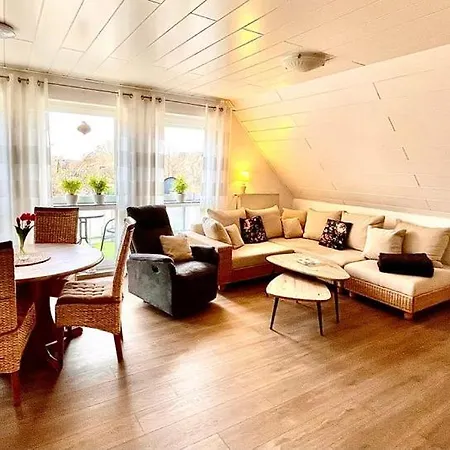 Ferienwohnung * ヴレーデン